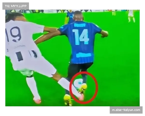 裁判延迟八秒判点球引争议 国米质疑判罚并非主裁本意